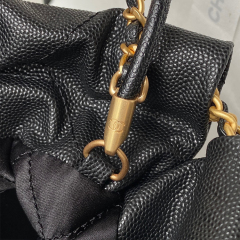 CHANEL 22 Mini Handbag