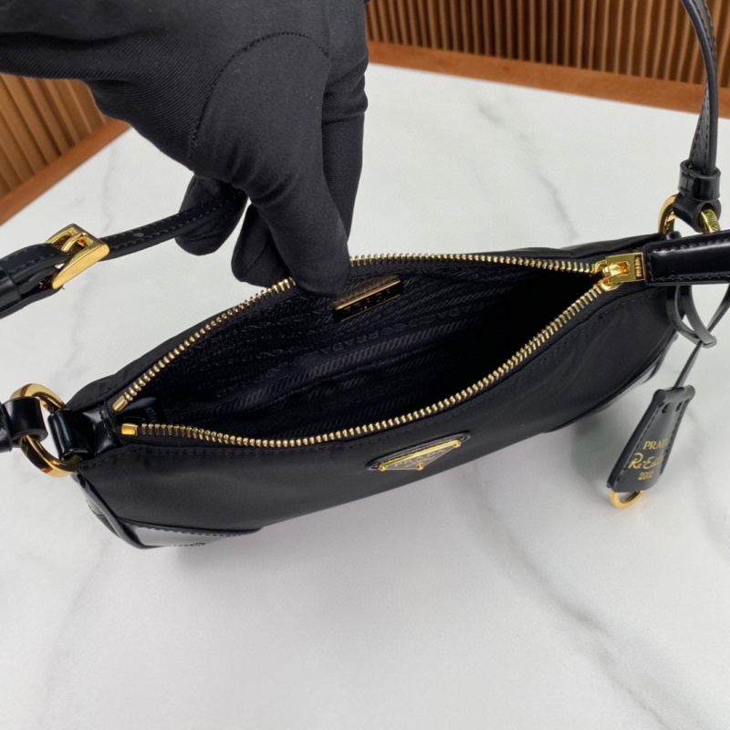 PRADA Re-Edition Shoulder bag