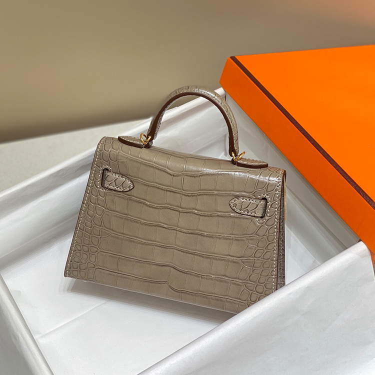 HERMES Kelly Handbag