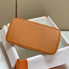 HERMES Ganden 36 Handbag