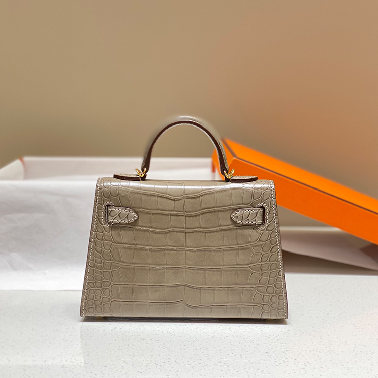 HERMES Kelly Handbag