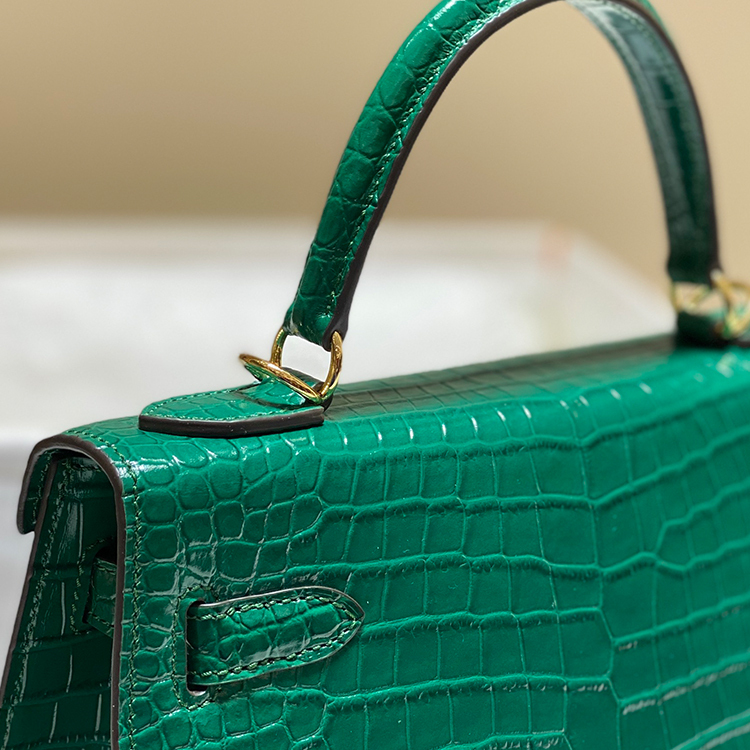 HERMES Kelly Handbag