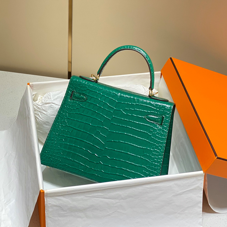 HERMES Kelly Handbag