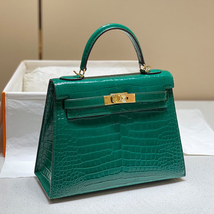 HERMES Kelly Handbag