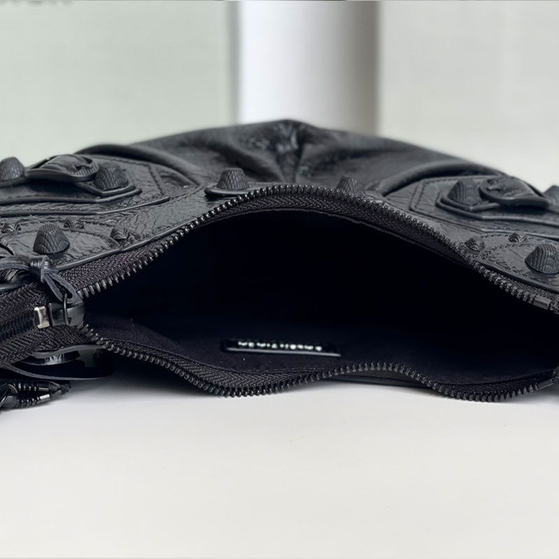 BALENCIAGA LE CAGOLE Small Shoulder Bag