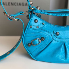 BALENCIAGA LE CAGOLE Small Shoulder Bag