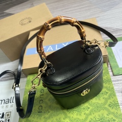 GUCCI Mini Bamboo Shoulder Bag