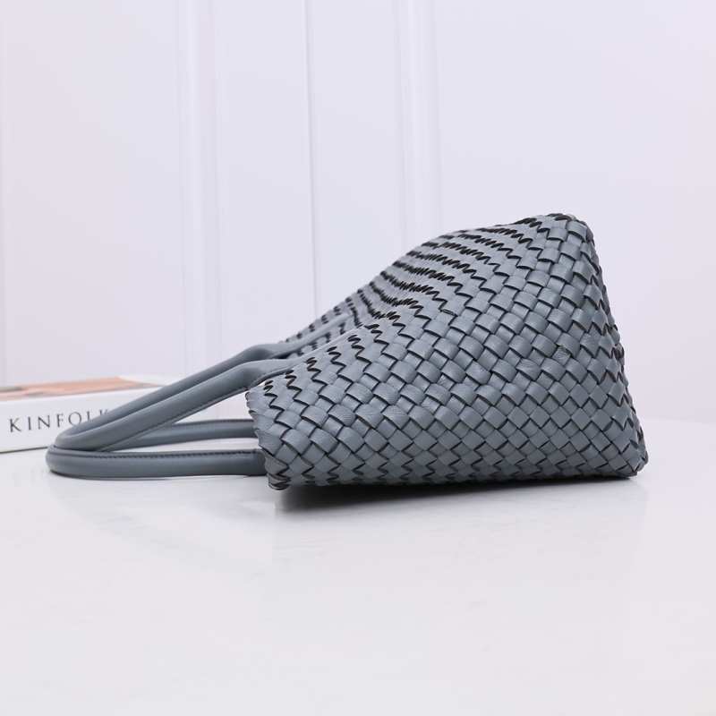BOTTEGA VENETA Cabat Medium Tote Handbag