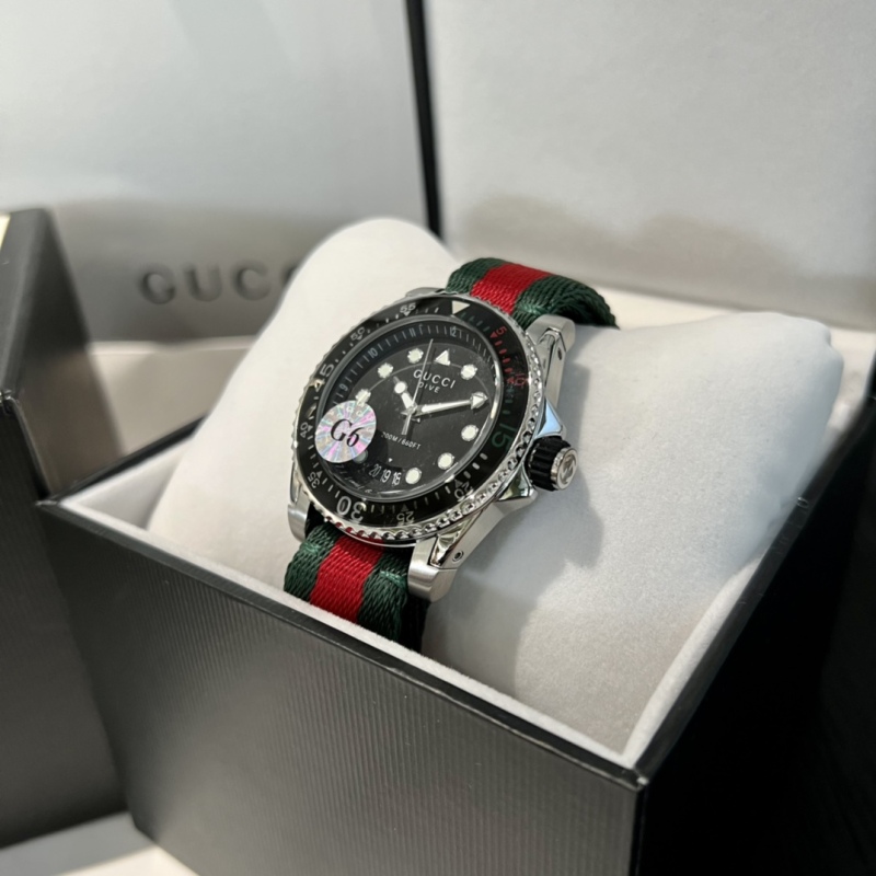 Gucci Dive wrist watch