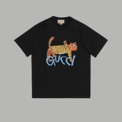 GUCCI T-shirt