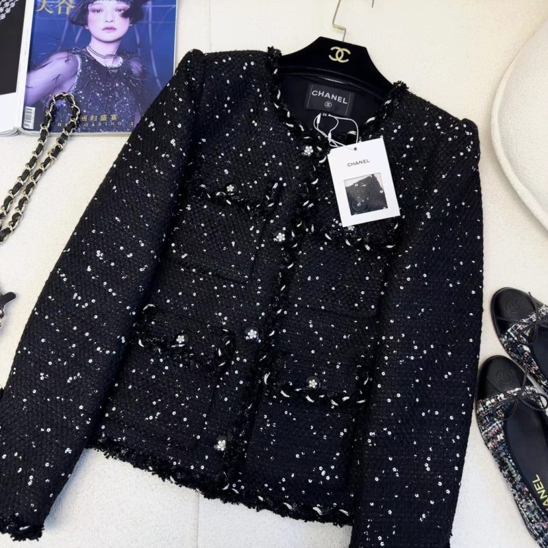 CHANEL Woven jacket