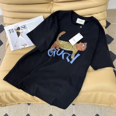 GUCCI T-shirt