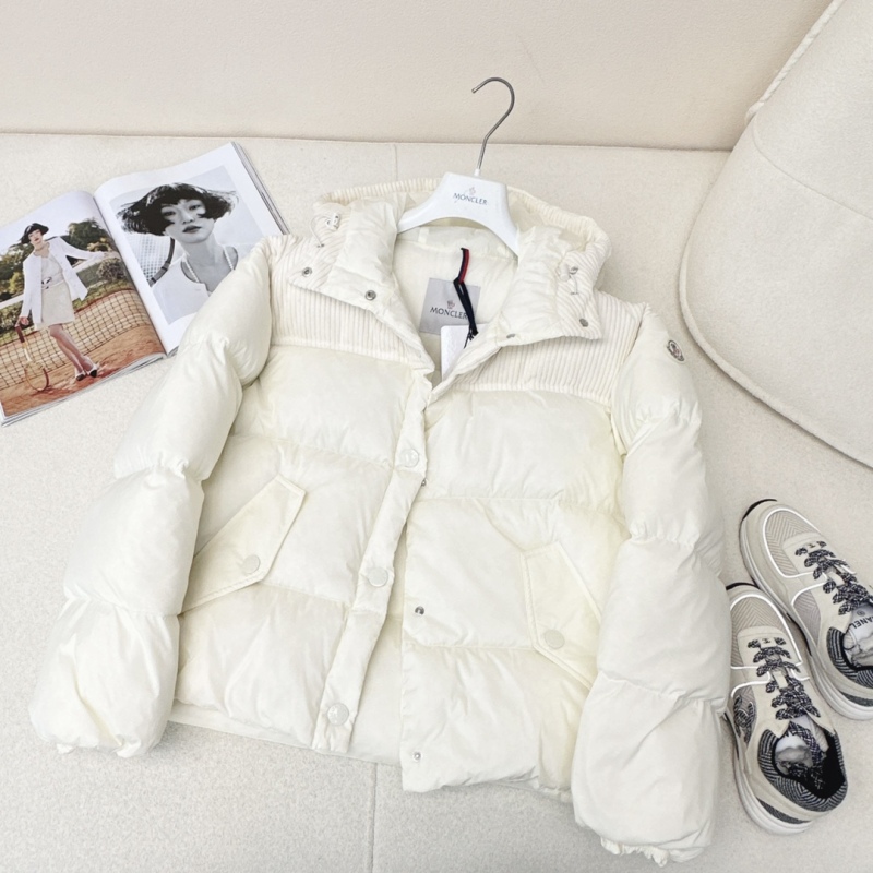 MONCLER Down jacket