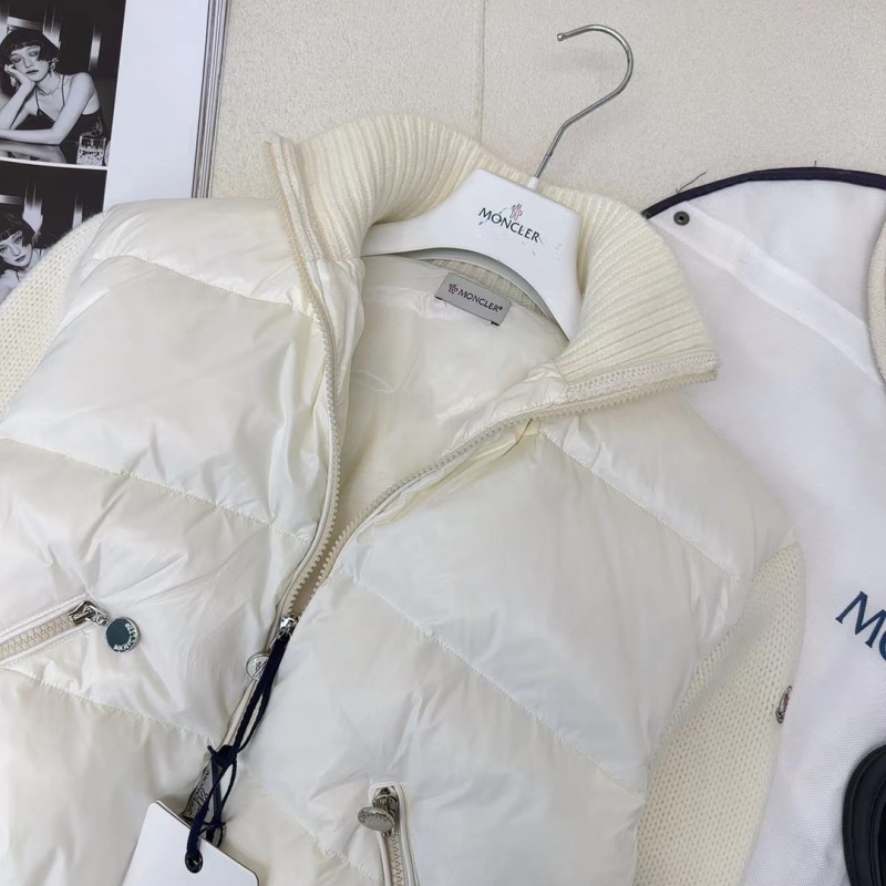 MONCLER Down jacket