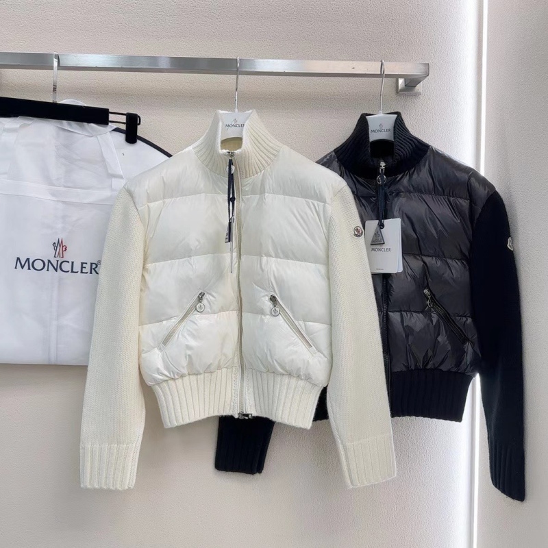 MONCLER Down jacket