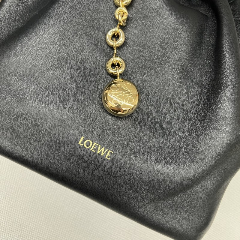 LOEWE Small Squeeze handbag