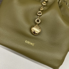 LOEWE Small Squeeze handbag