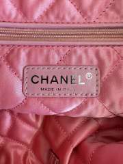 CHANEL 22 Handbag