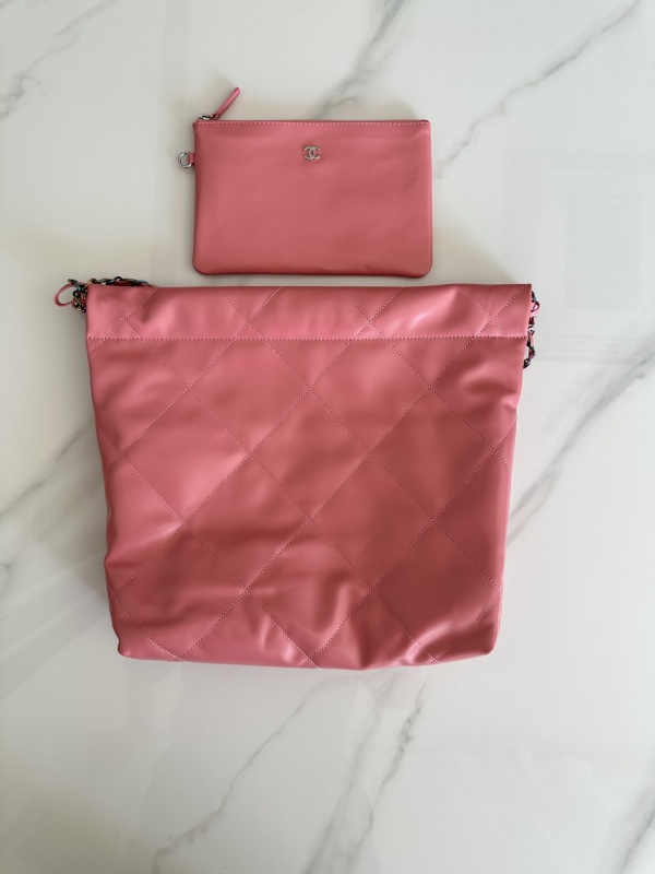 CHANEL 22 Handbag