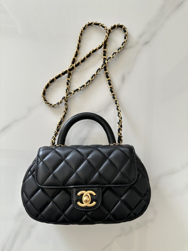 CHANEL Handbag