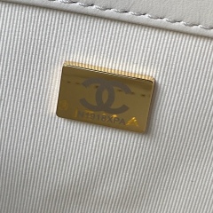 CHANEL Shoulder bag