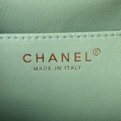 CHANEL 2C Shoulder bag