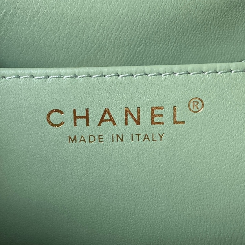 CHANEL 2C Shoulder bag