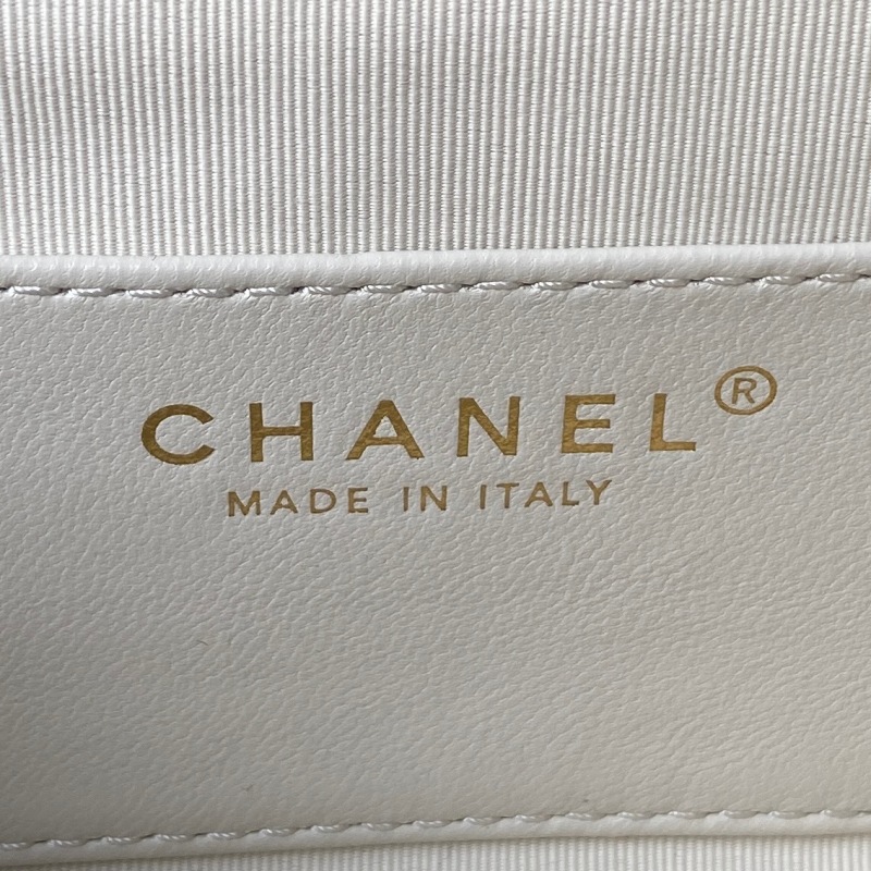 CHANEL Shoulder bag