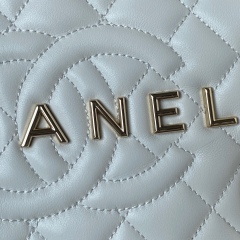 CHANEL 24C Star Shoulder bag