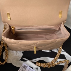 CHANEL Flap bag and shoulder bag