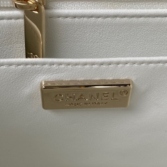 CHANEL Sequin shoulder bag