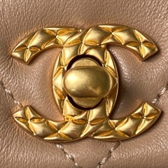 CHANEL Flap bag and shoulder bag