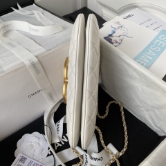 CHANEL Shoulder bag