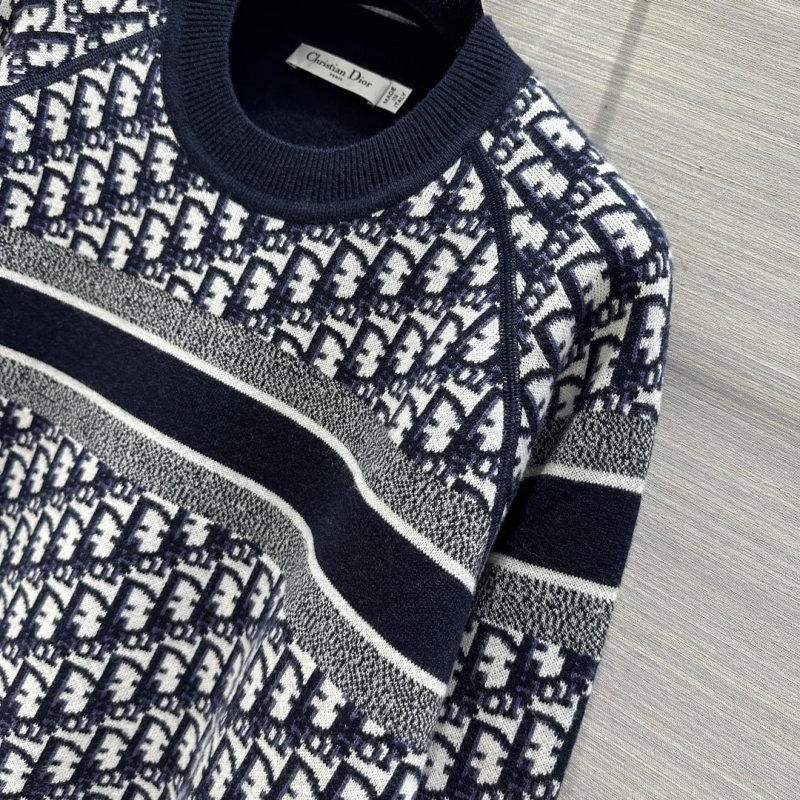 DIOR Double sided cashmere sweater