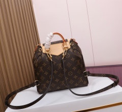 LV EXCURSION Small Backpack