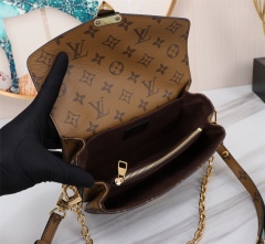 LV POCHETTE MÉTIS EAST WEST Handbag