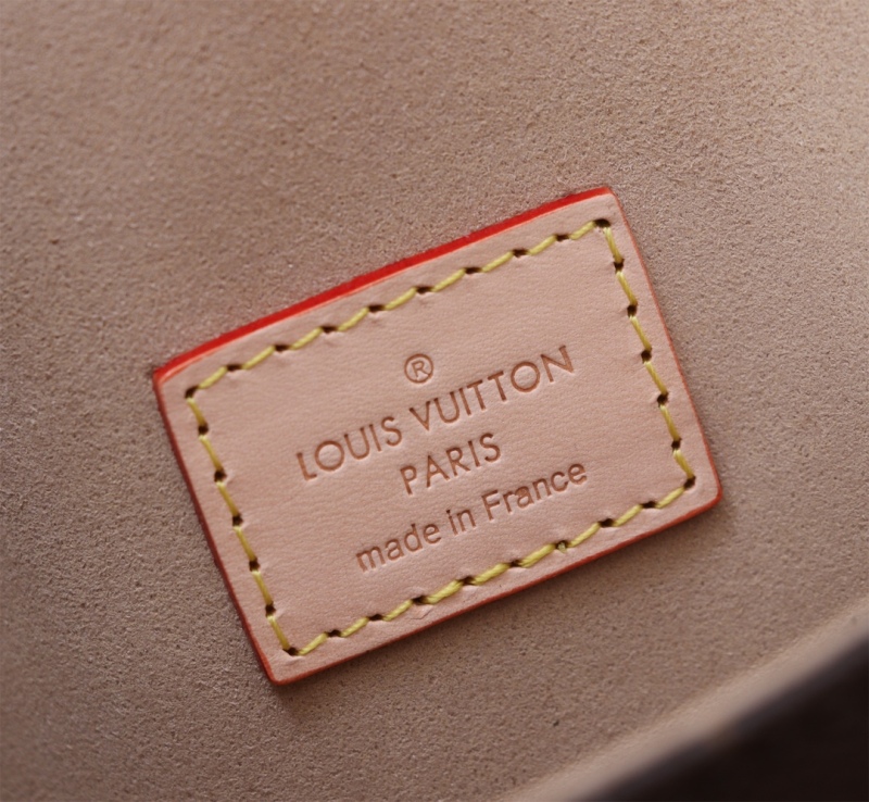 LV ATLANTIS BB Handbag