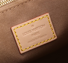 LV ONTHEGO Small Handbag