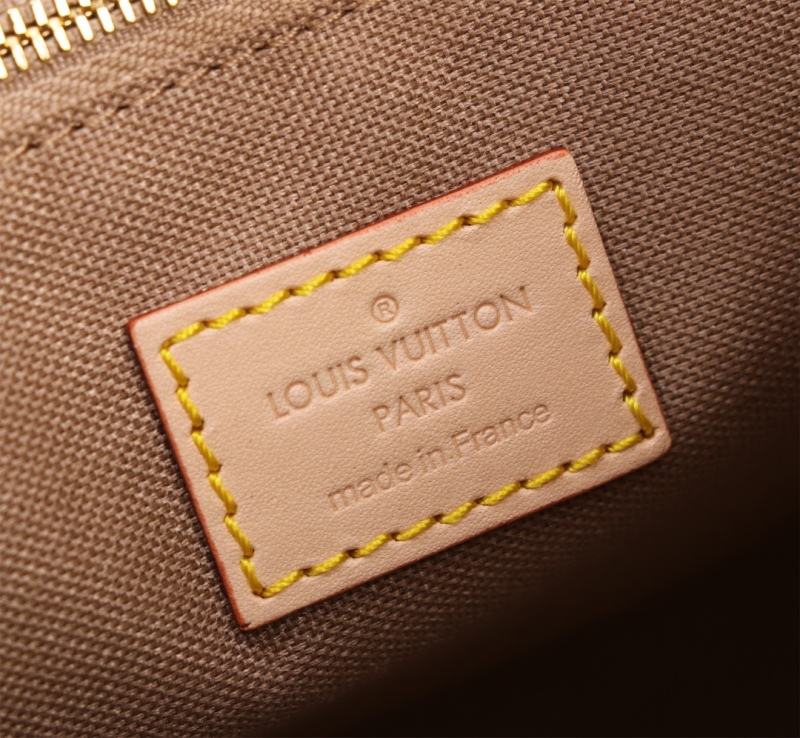 LV ONTHEGO Small Handbag