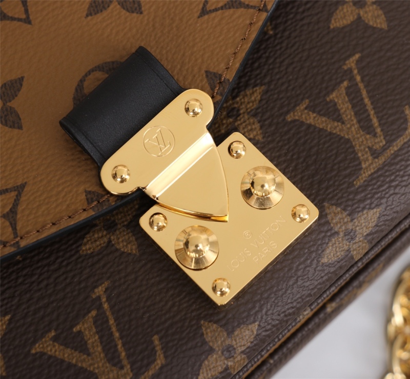 LV POCHETTE MÉTIS EAST WEST Handbag