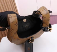 LV ATLANTIS BB Handbag