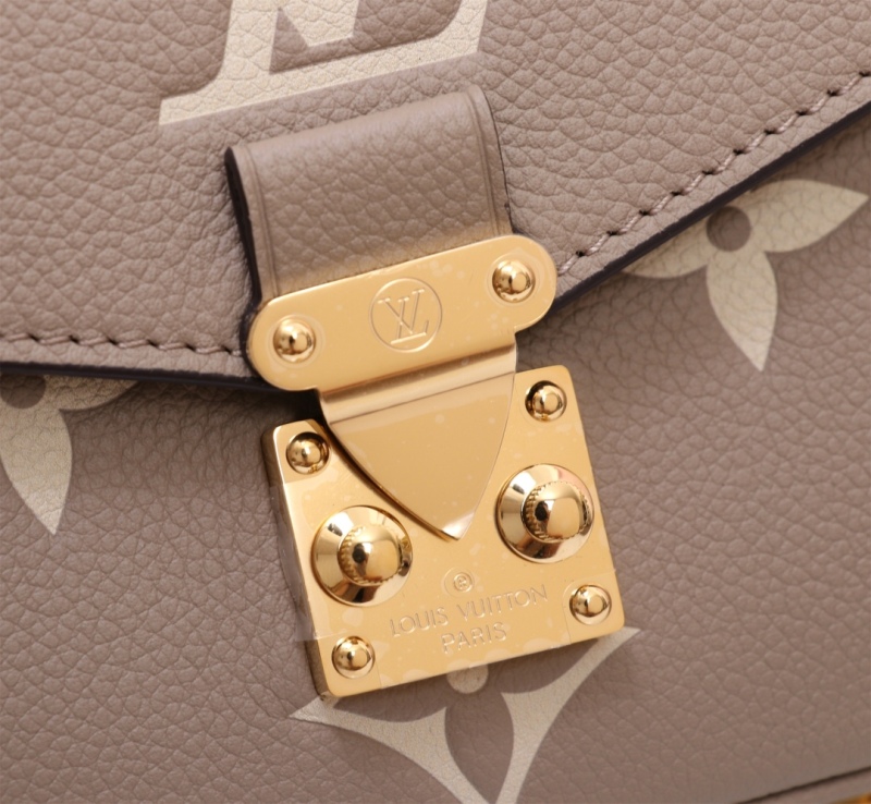 LV POCHETTE MÉTIS EAST WEST Handbag