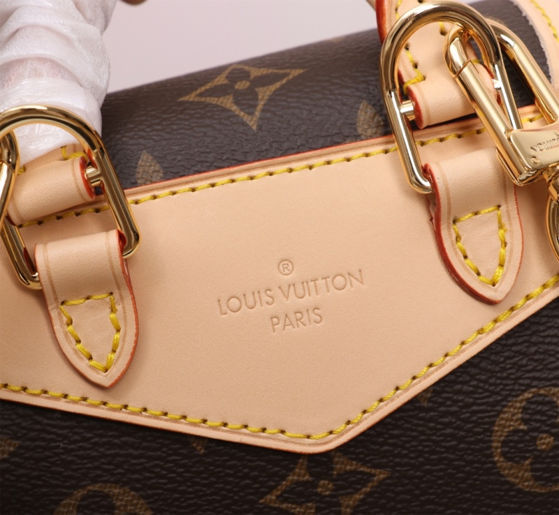 LV EXCURSION Small Backpack