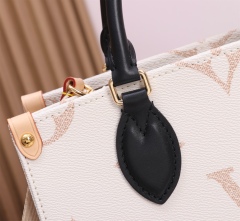 LV ONTHEGO Small Handbag