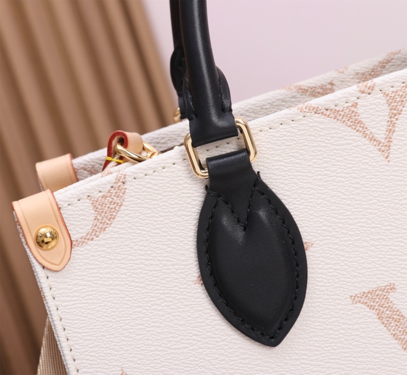LV ONTHEGO Small Handbag