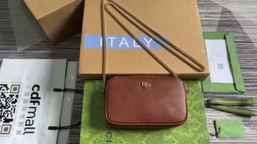 GUCCI GG Marmont Mini Shoulder Bag