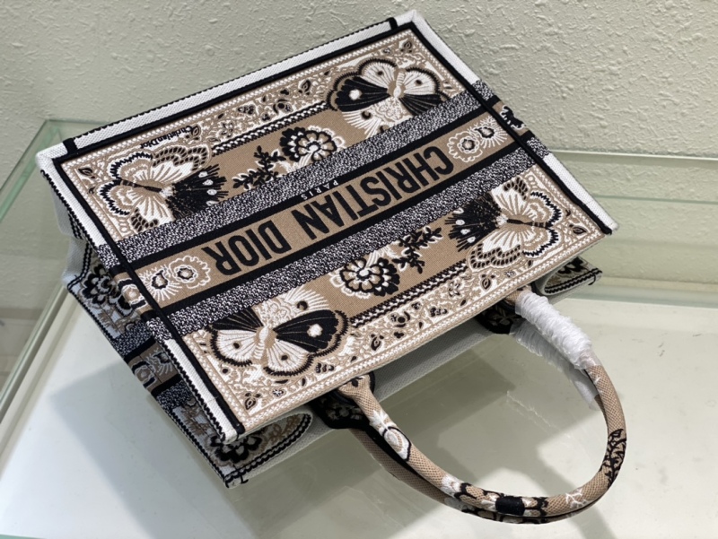 DIOR BOOK TOTE Medium Handbag
