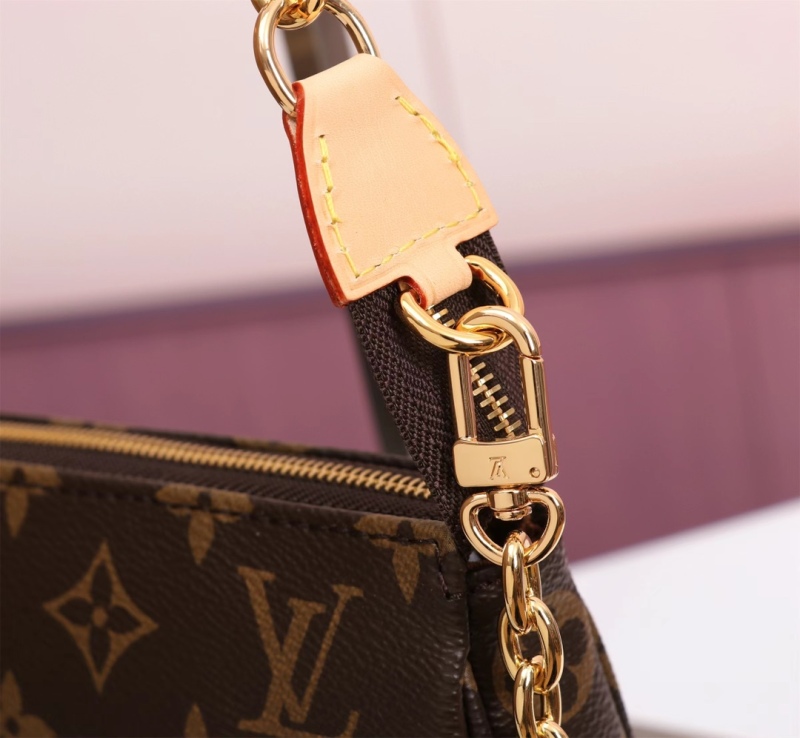 LVPOCHETTE ACCESSOIRES handbag