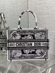 DIOR BOOK TOTE Medium Handbag