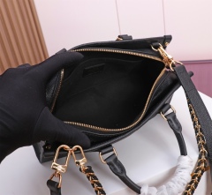 LV ONTHEGO EAST WEST handbag